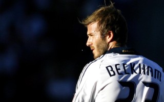 中国足彩竞彩网：摩洛哥主帅坦言半决赛遭球迷嘘声，球员们集体护卫显团队精神