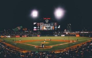 【中国竞彩网】拜仁新星转会风波，是追梦还是背叛？球迷怒火与足球伦理的边界