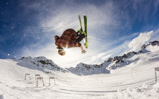 中国足彩竞彩网|坎塞洛私下联系拉波尔塔谋求永久转会，国际米兰与阿尔希拉尔达成口头协议震撼足坛